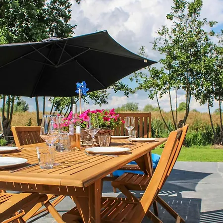 Дом отдыха Awesome In With Wifi *